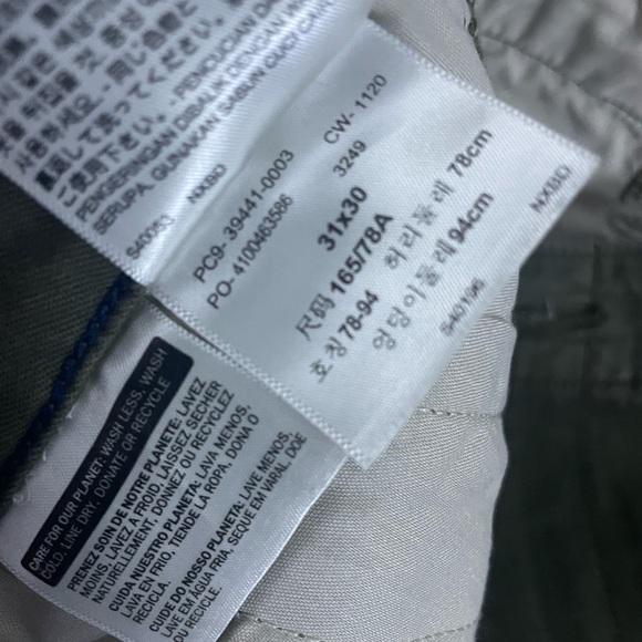Levis Cargo Pants Olive - Picture 3 of 3
